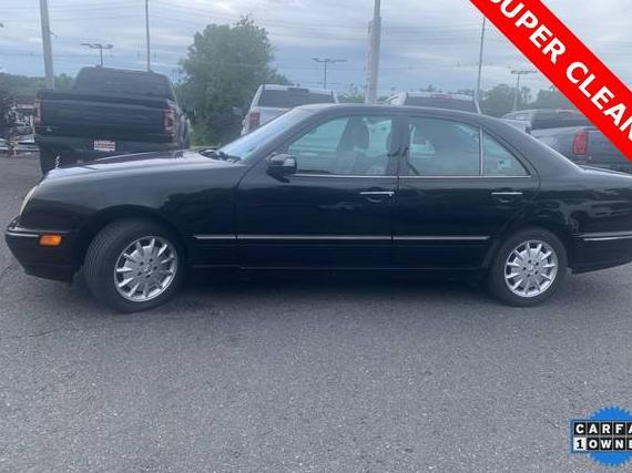 MERCEDES-BENZ E-CLASS 2000 WDBJF82G6YX028222 image