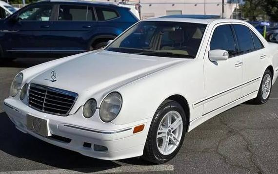 MERCEDES-BENZ E-CLASS 2001 WDBJF65J91B272719 image