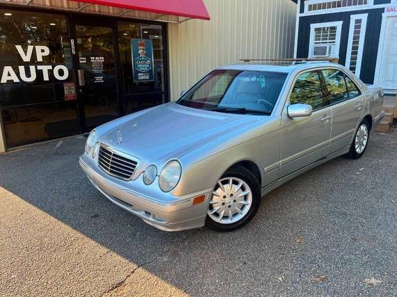 MERCEDES-BENZ E-CLASS 2001 WDBJF65J51B227809 image