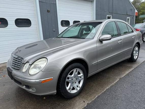 MERCEDES-BENZ E-CLASS 2005 WDBUF82J55X172039 image
