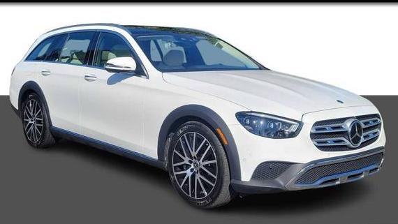 MERCEDES-BENZ E-CLASS 2022 W1KZH6AB4NB042370 image