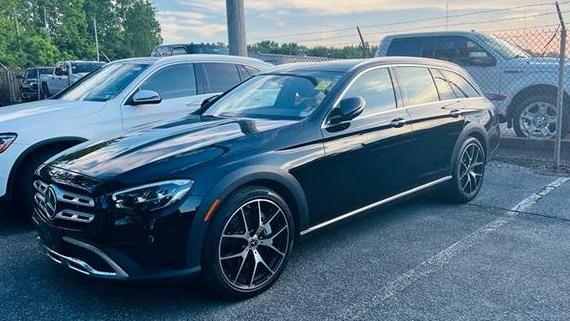 MERCEDES-BENZ E-CLASS 2022 W1KZH6AB1NB011917 image
