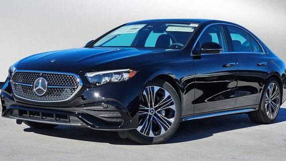 MERCEDES-BENZ E-CLASS 2025 W1KLF4HB8SA117725 image