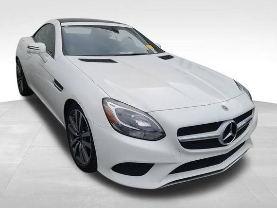 MERCEDES-BENZ SLC-CLASS 2018 WDDPK3JA1JF151404 image