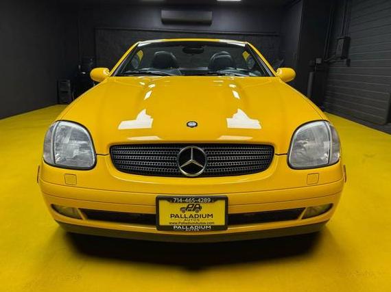 MERCEDES-BENZ SLK-CLASS 1998 WDBKK47F1WF063245 image