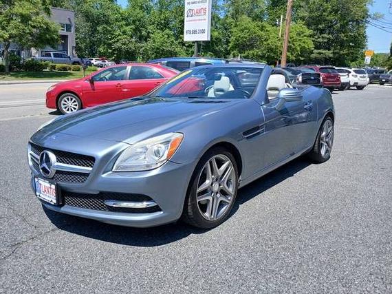 MERCEDES-BENZ SLK-CLASS 2013 WDDPK4HA1DF050752 image