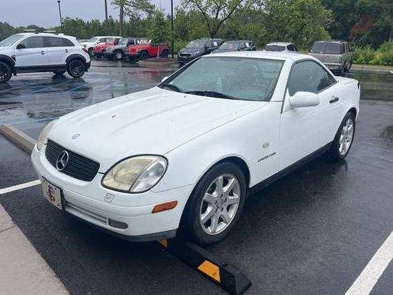 MERCEDES-BENZ SLK-CLASS 1999 WDBKK47F0XF139829 image