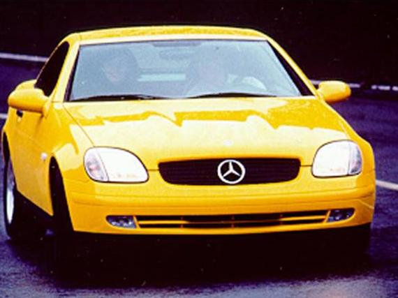 MERCEDES-BENZ SLK-CLASS 1999 WDBKK47F7XF112711 image