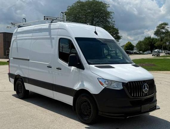 MERCEDES-BENZ SPRINTER 2023 W1Y4NBHY9PT139122 image