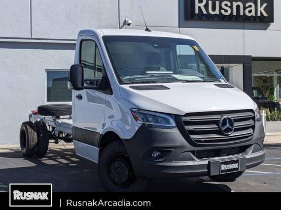 MERCEDES-BENZ SPRINTER 2023 W1X8N33Y4PN273236 image
