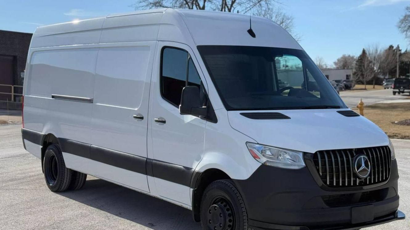 MERCEDES-BENZ SPRINTER 2019 WD4PF1CD4KT001533 image