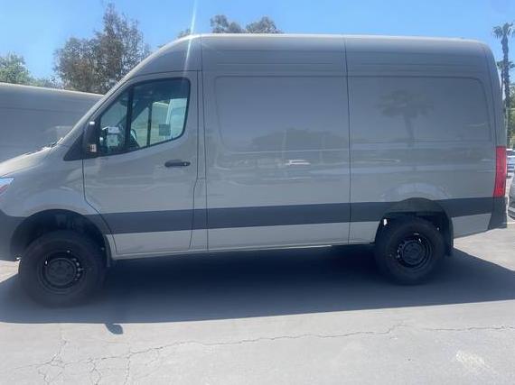 MERCEDES-BENZ SPRINTER 2024 W1W4NBVYXRT189737 image
