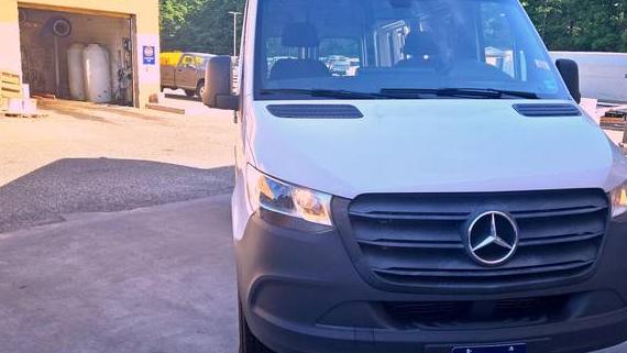 MERCEDES-BENZ SPRINTER 2022 W1W40BHY6NT104929 image
