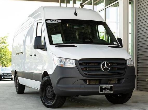 MERCEDES-BENZ SPRINTER 2025 W1Y4NCHY8ST209868 image