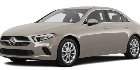 MERCEDES-BENZ A-CLASS 2019 WDD3G4FB7KW002181 image