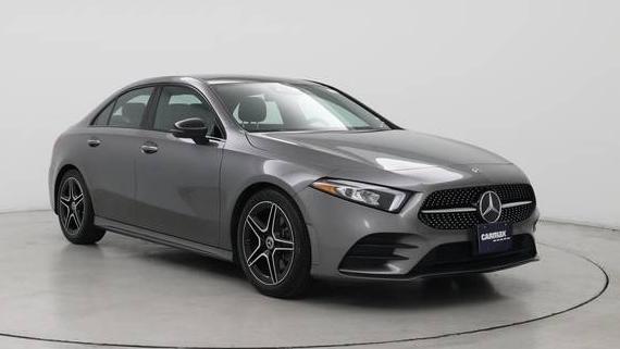 MERCEDES-BENZ A-CLASS 2019 WDD3G4FB2KW019373 image