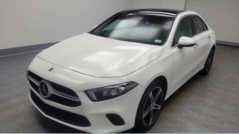 MERCEDES-BENZ A-CLASS 2019 WDD3G4EB7KW020553 image