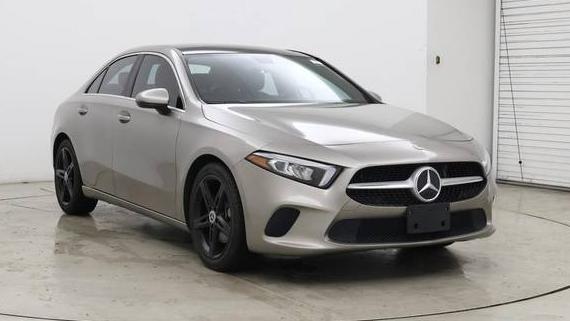 MERCEDES-BENZ A-CLASS 2019 WDD3G4FB8KW013559 image