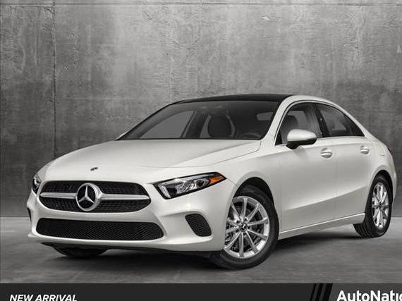 MERCEDES-BENZ A-CLASS 2019 WDD3G4EB3KW027967 image