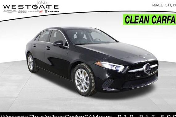 MERCEDES-BENZ A-CLASS 2019 WDD3G4EB5KW002813 image