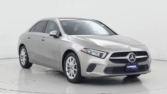 MERCEDES-BENZ A-CLASS 2019 WDD3G4FB5KW023420 image