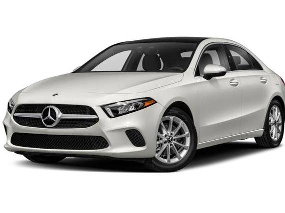 MERCEDES-BENZ A-CLASS 2019 WDD3G4FB8KW020060 image MERCEDES-BENZ A-CLASS 2019 WDD3G4FB8KW020060 image
