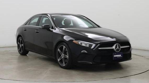 MERCEDES-BENZ A-CLASS 2019 WDD3G4EB0KW035749 image