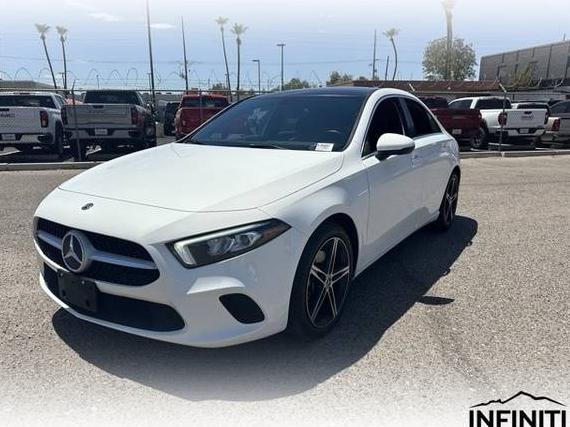 MERCEDES-BENZ A-CLASS 2019 WDD3G4EB3KW028665 image