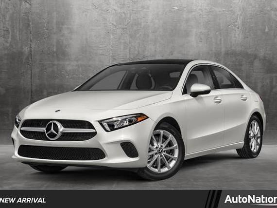 MERCEDES-BENZ A-CLASS 2019 WDD3G4EB2KW032741 image