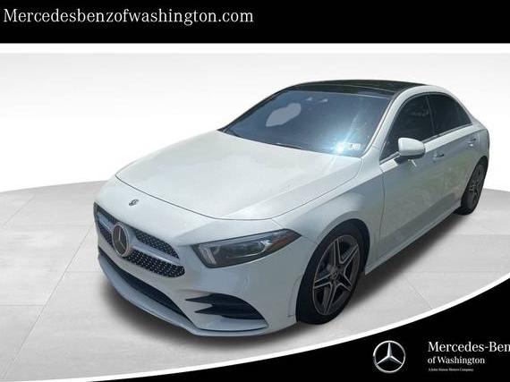 MERCEDES-BENZ A-CLASS 2019 WDD3G4FB5KW013633 image
