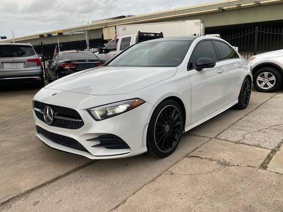 MERCEDES-BENZ A-CLASS 2019 WDD3G4EB3KW025927 image