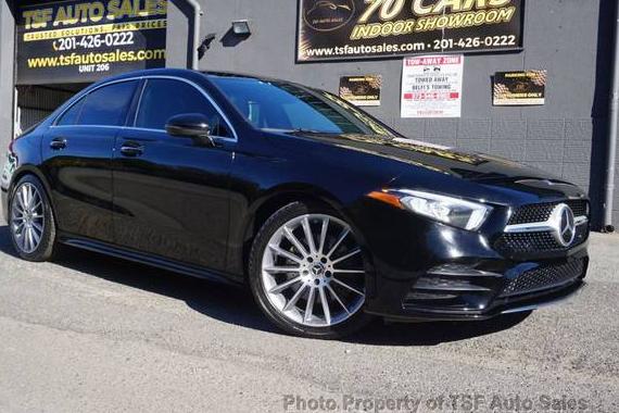 MERCEDES-BENZ A-CLASS 2019 WDD3G4EB5KW021815 image