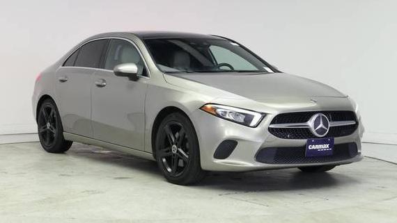 MERCEDES-BENZ A-CLASS 2019 WDD3G4EB5KW002584 image MERCEDES-BENZ A-CLASS 2019 WDD3G4EB5KW002584 image