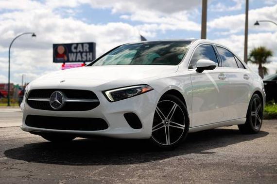 MERCEDES-BENZ A-CLASS 2019 WDD3G4EB3KW012563 image