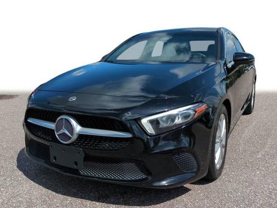 MERCEDES-BENZ A-CLASS 2019 WDD3G4EB3KW035972 image