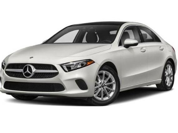 MERCEDES-BENZ A-CLASS 2019 WDD3G4EB6KW019877 image