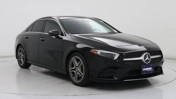 MERCEDES-BENZ A-CLASS 2019 WDD3G4EB6KW020253 image