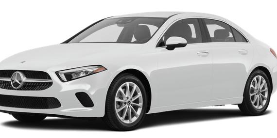 MERCEDES-BENZ A-CLASS 2019 WDD3G4FB4KW007161 image