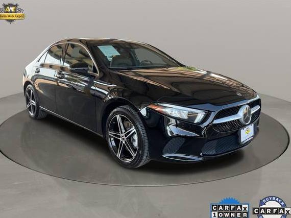 MERCEDES-BENZ A-CLASS 2019 WDD3G4EB0KW019678 image