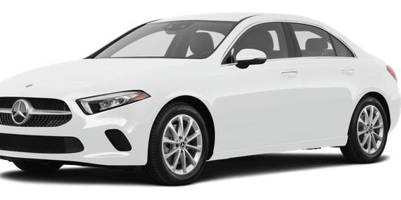 MERCEDES-BENZ A-CLASS 2019 WDD3G4EB5KW024732 image