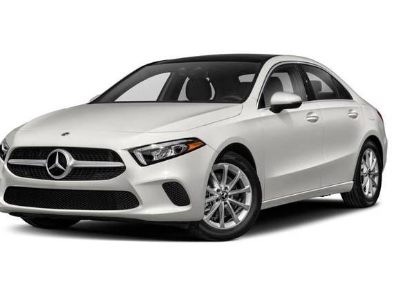 MERCEDES-BENZ A-CLASS 2019 WDD3G4EB4KW019361 image