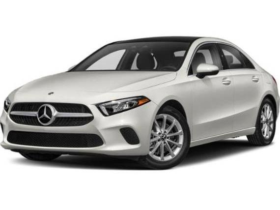 MERCEDES-BENZ A-CLASS 2019 WDD3G4EB1KW002081 image