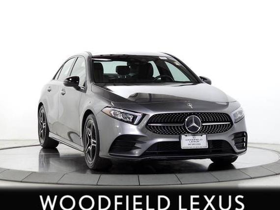 MERCEDES-BENZ A-CLASS 2019 WDD3G4FB6KW002396 image