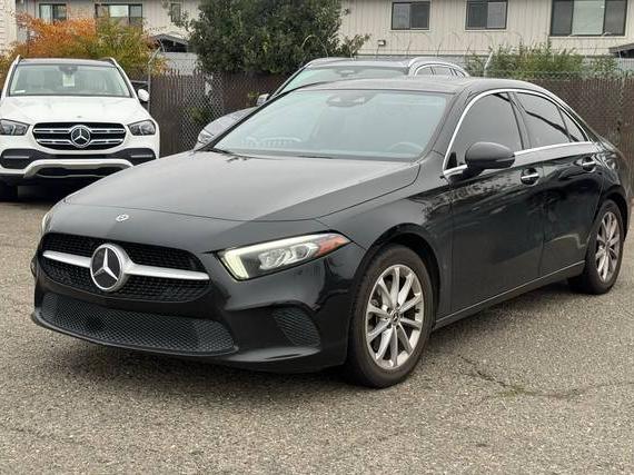 MERCEDES-BENZ A-CLASS 2019 WDD3G4EB8KW002109 image MERCEDES-BENZ A-CLASS 2019 WDD3G4EB8KW002109 image