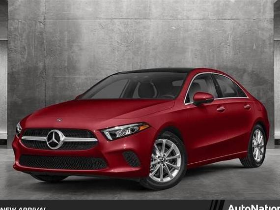 MERCEDES-BENZ A-CLASS 2019 WDD3G4EB0KW024900 image