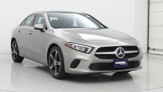 MERCEDES-BENZ A-CLASS 2019 WDD3G4FB6KW035673 image