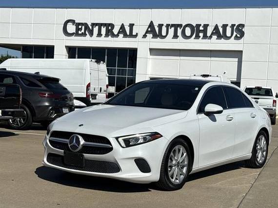 MERCEDES-BENZ A-CLASS 2020 W1K3G4EB4LW044083 image