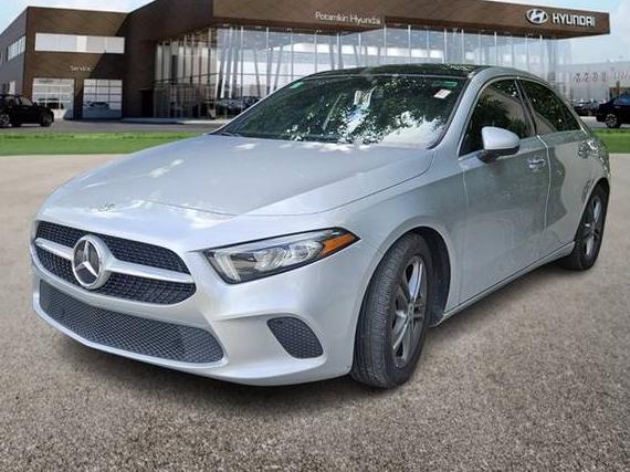 MERCEDES-BENZ A-CLASS 2020 W1K3G4EB3LJ216326 image