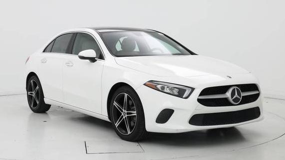 MERCEDES-BENZ A-CLASS 2020 W1K3G4EB0LJ234590 image