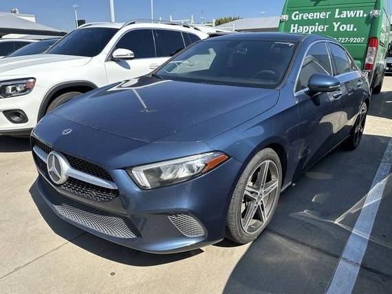 MERCEDES-BENZ A-CLASS 2020 W1K3G4EB0LJ233939 image